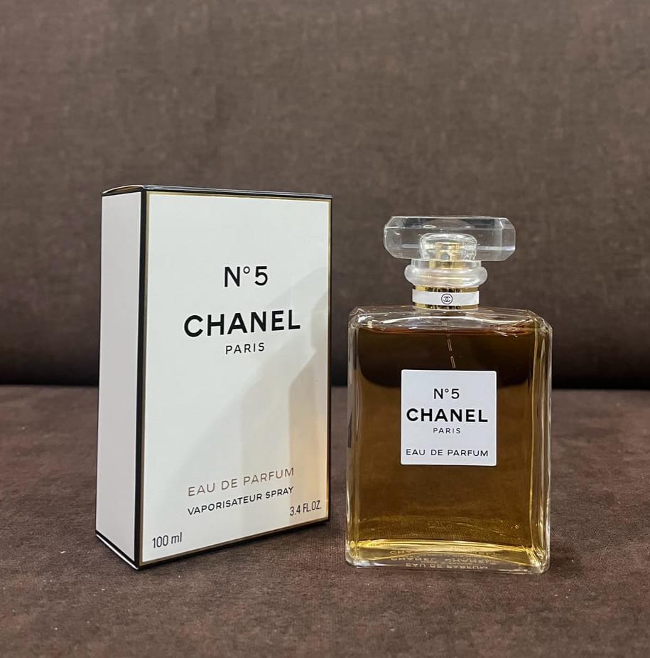 Chanel No. 5 NEW IN shops BOX 3.4 fl oz/ 100ml