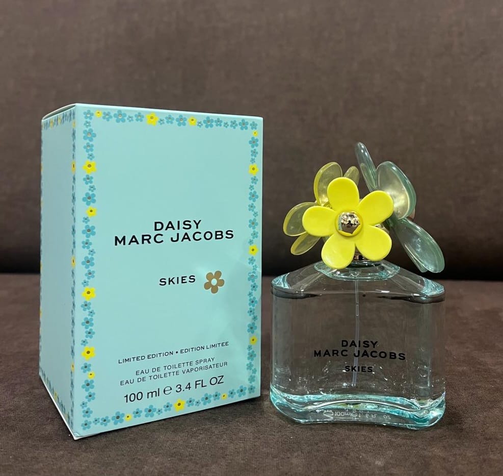 MARC JACOBS SKIES DAISY