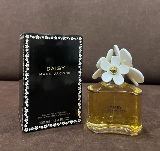 MARC JACOBS DAISY