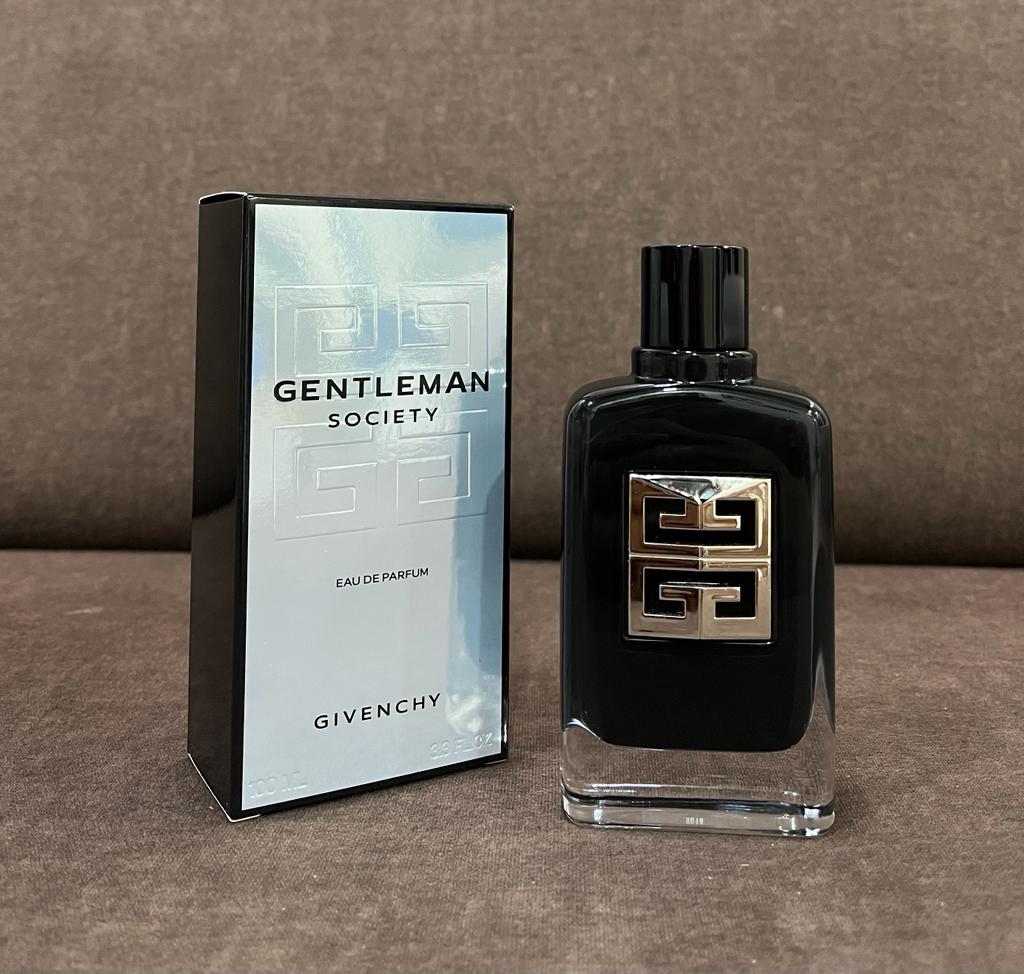 GIVENCHY GENTLEMAN SOCIETY